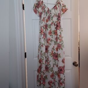 Nevana Rae Womens Size XL Smocked Floral Maxi Dress